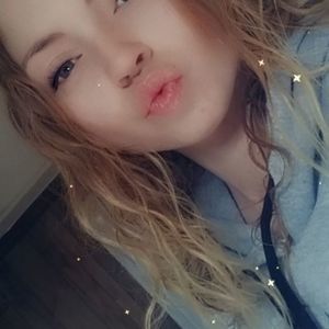 Meet your Posher, Kaitlyn